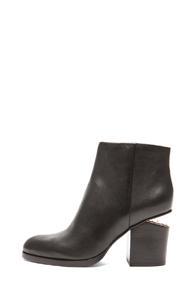 Alexander Wang Gabi Leather Ankle Booties In Black