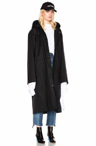 Vetements X Mackintosh Raincoat In Black