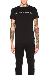 Marc Jacobs Logo Tee In Black