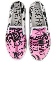 Vetements Graffiti Slip On Sneakers In Abstract,pinkwhite