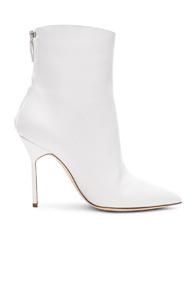 Manolo Blahnik Leather Zarinanu 105 Boots In White