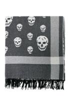 Alexander Mcqueen Skull Big Shawl In Black