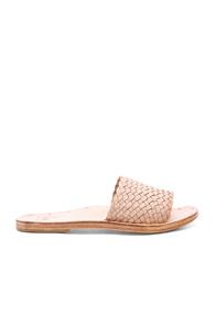 Beek Osprey Sandal In Neutrals