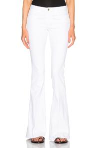 L'agence Elysee In White
