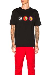 Gosha Rubchinskiy Yin Yang Tee In Black,geometric Print