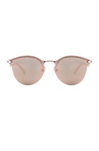 Fendi Step Arm Sunglasses In Pink