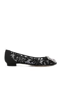 Manolo Blahnik Hangisiflat Lace 10 Pea Flat In Black