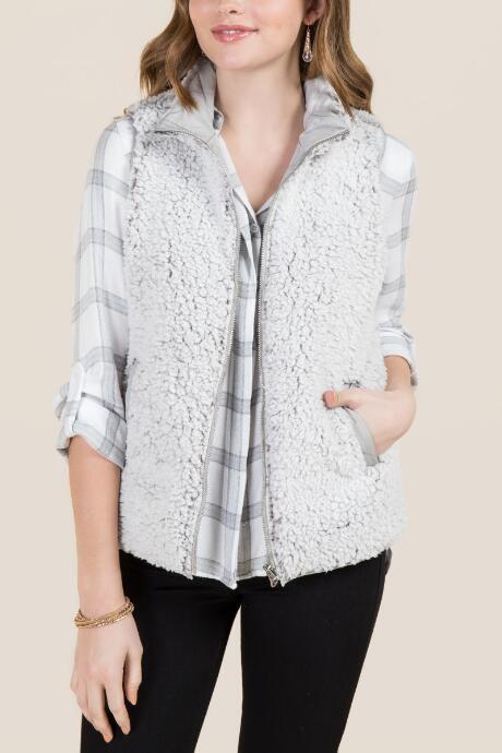 Mi Ami Fargo Reversible Wubby Lined Puffer Vest - Gray