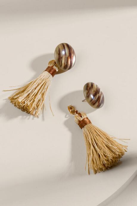 Francesca's Gia Linear Tassel Earrings - Taupe
