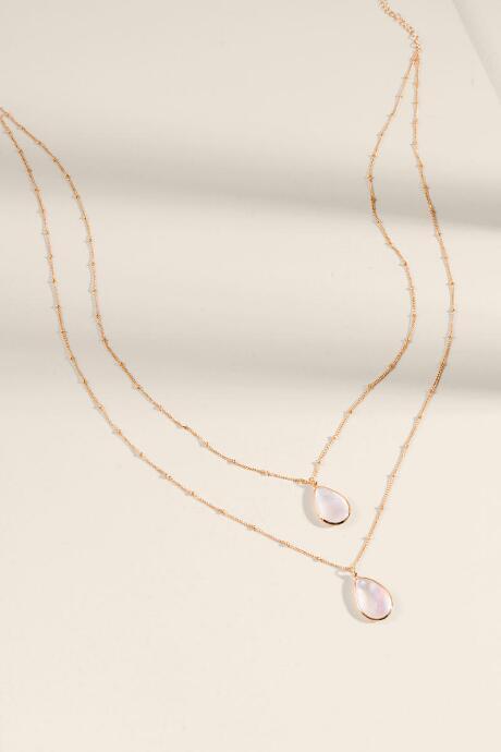 Francesca's Bria Layered Pendant Necklace - Iridescent