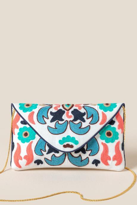 Francesca's Yessica Embroidered Clutch - Multi