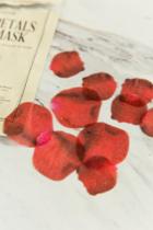 Francesca Inchess Kocostar Rose Petals Face Mask