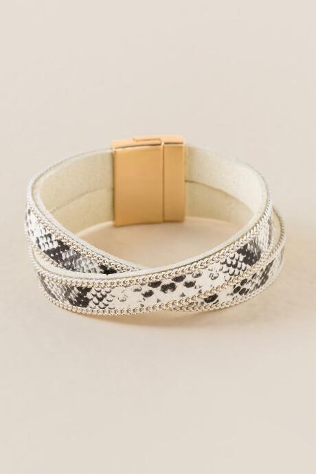 Francesca's Vivian Snake Skin Wrap Bracelet - Black/white