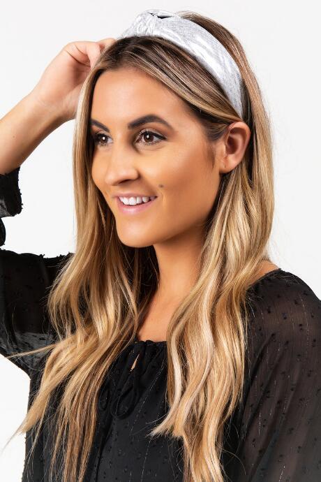 Francesca's Mia Metallic Crinkle Knot Headband - Silver