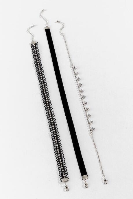 Francesca's Tasha Velvet Choker Set - Black