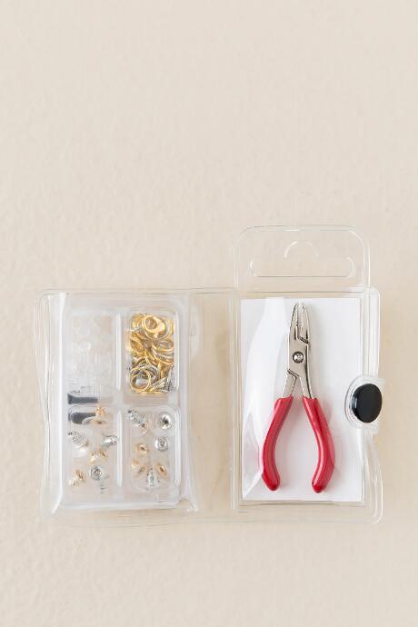 Francesca's I've Got Your Back Jewelry Kit - Multi