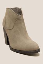 Xoxo Cammie Distressed Ankle Boot - Taupe
