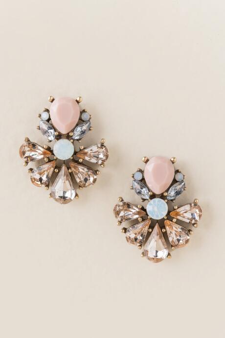 Francesca's Zoe Flower Stud Earring - Blush