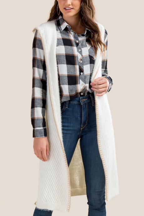 Francesca's Emilia Eyelash Flyaway Vest - Ivory