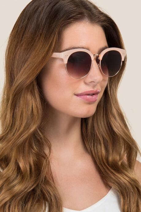 Francesca's Airdale New Classic Sunglasses - Nude