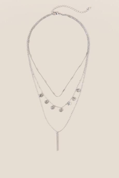 Francesca's Denise Layered Coin Necklace In Silver - Silver