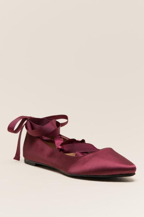 Report Baldwyn Lace Up Satin Flat - Wine