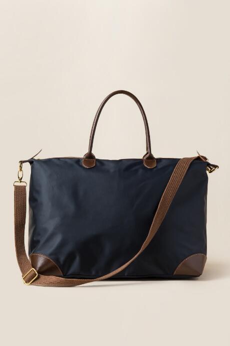 Francesca's Goldie Nylon Weekender Bag - Navy