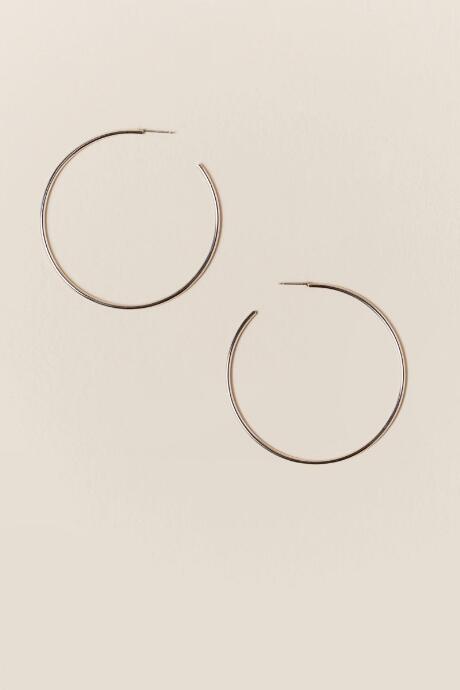Francesca's Yasmine Thin Hoop Earring - Silver