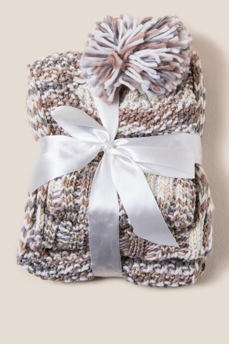 Francesca's Bethany Knitted Lurex Cold Weather Set - Multi