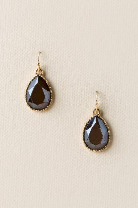 Francesca's Leah Amber Teardrop Earring - Amber