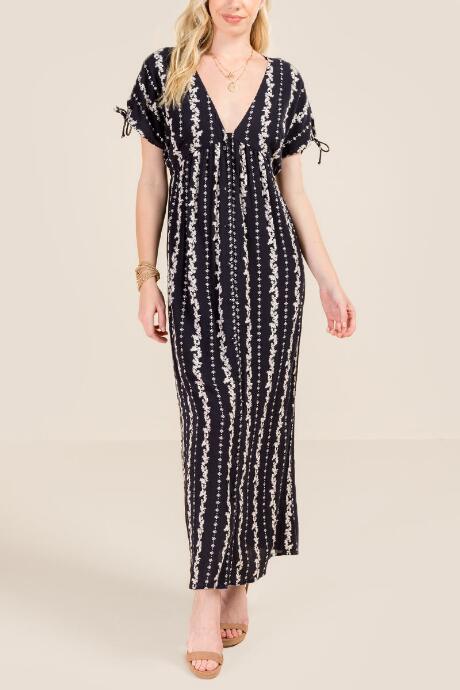 Francesca's Alexis Floral Maxi Dress - Black