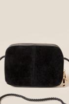 Francesca's Camila Twisted Strap Crossbody - Black