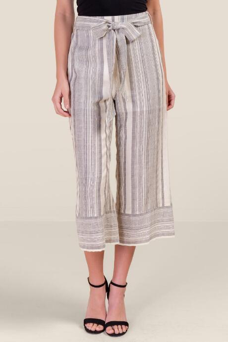 Francesca's Delaney Self Belted Culotte Pants - Chambray