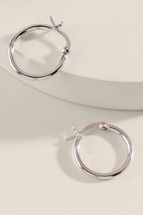 Francesca's Reah Metal Clasp Hoops - Silver