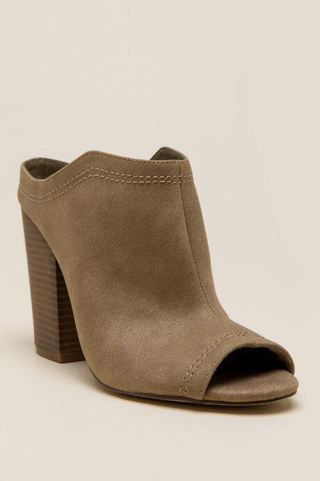 Indigo Rd. - Infinity Peep Toe Mule - Natural