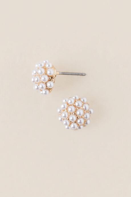 Francesca's Ziada Pearl Cluster Stud Earring - Pearl