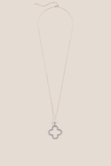 Francesca's Bethany Open Clover Necklace - Silver