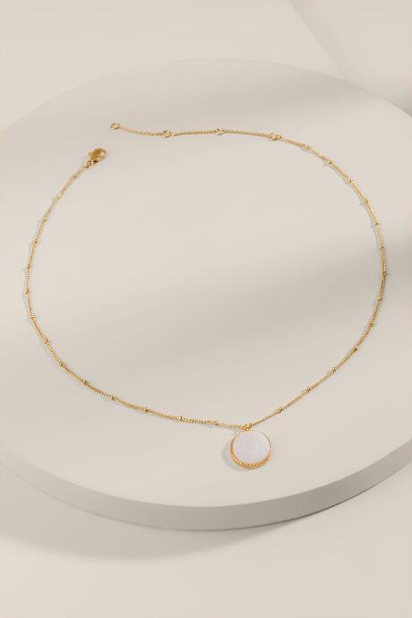 Francesca's Chloe Semi-precious Round Pendant Necklace - White