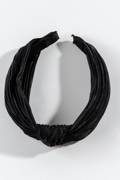 Francesca's Sandy Crinkle Satin Headband - Black