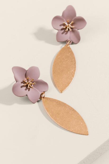Francesca's Brenna Flower Drop Earrings - Gray