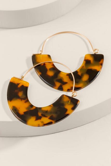 Francesca's Janeane Tortoise Hoop Earrings - Amber