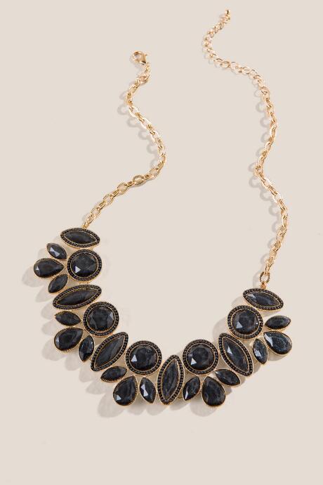 Francesca's Taylor Black Resin Statement Necklace - Black