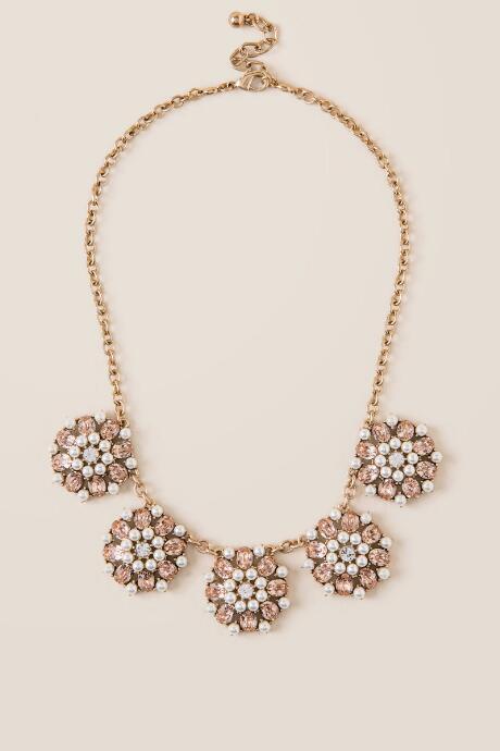 Francesca's Charlie Shimmer Floral Statement Necklace - Pearl
