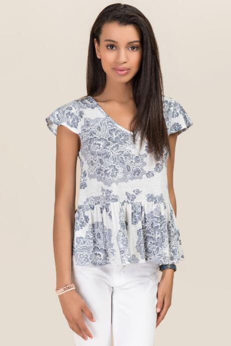 Alya Perla Burnout Floral Knit Top - White
