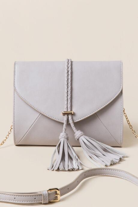 Francesca's Zena Double Tassel Crossbody - Gray