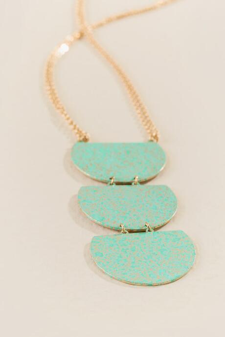 Francesca's Jaden Descending Pendant Necklace - Turquoise