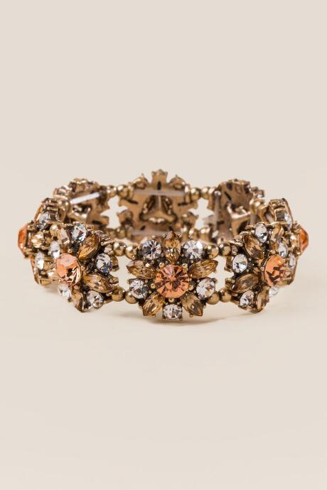 Francesca's Eleanora Statement Stretch Bracelet - Crisp Champagne