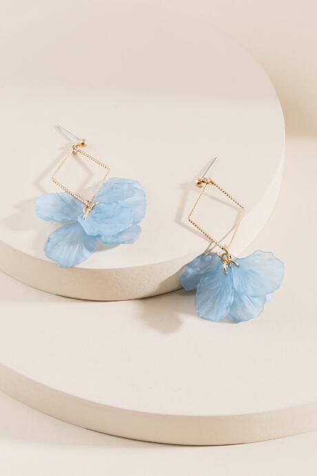 Francesca's Kailey Frosted Petal Earrings - Light Blue
