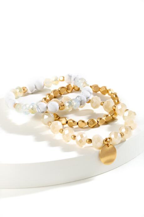 Francesca's Laurina Howlite Beaded Bracelet Set - White