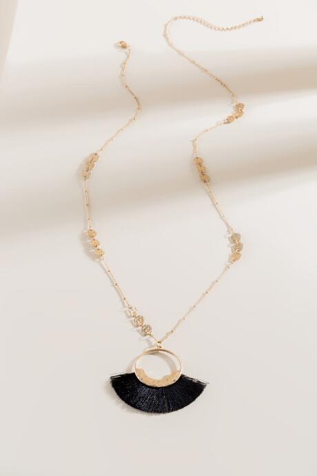 Francesca's Rikki Tassel Necklace In Black - Black